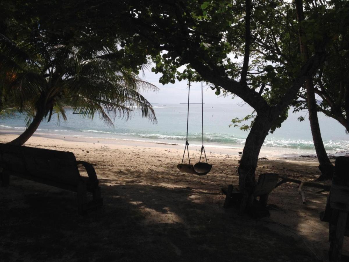 Surf Homestay Katiet Exterior photo